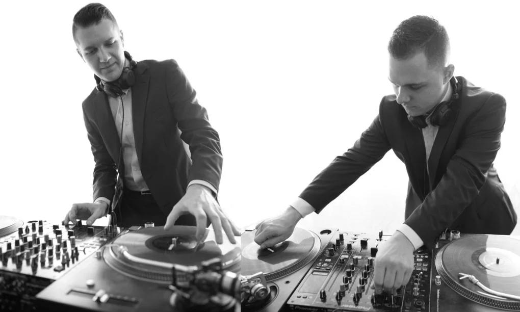 DJ 4 You