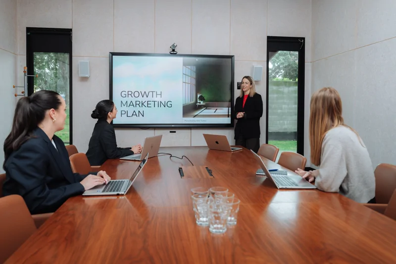 bhhqboardroom1