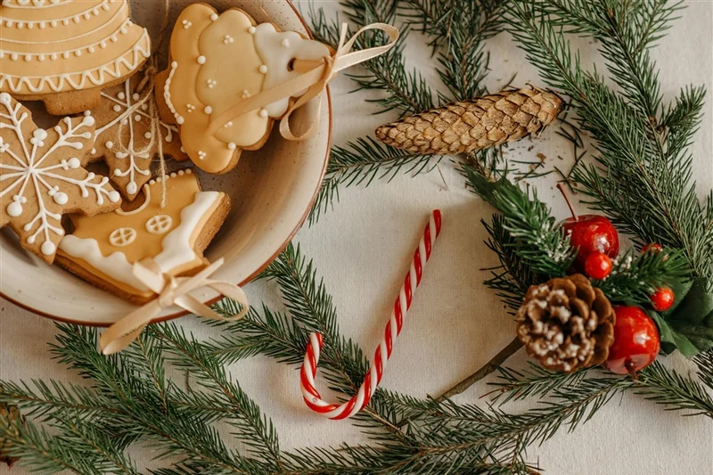 Christmas party table setting