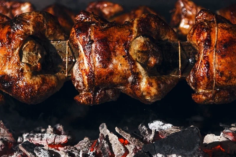 How to pick the best Spit Roast company for your corporate event